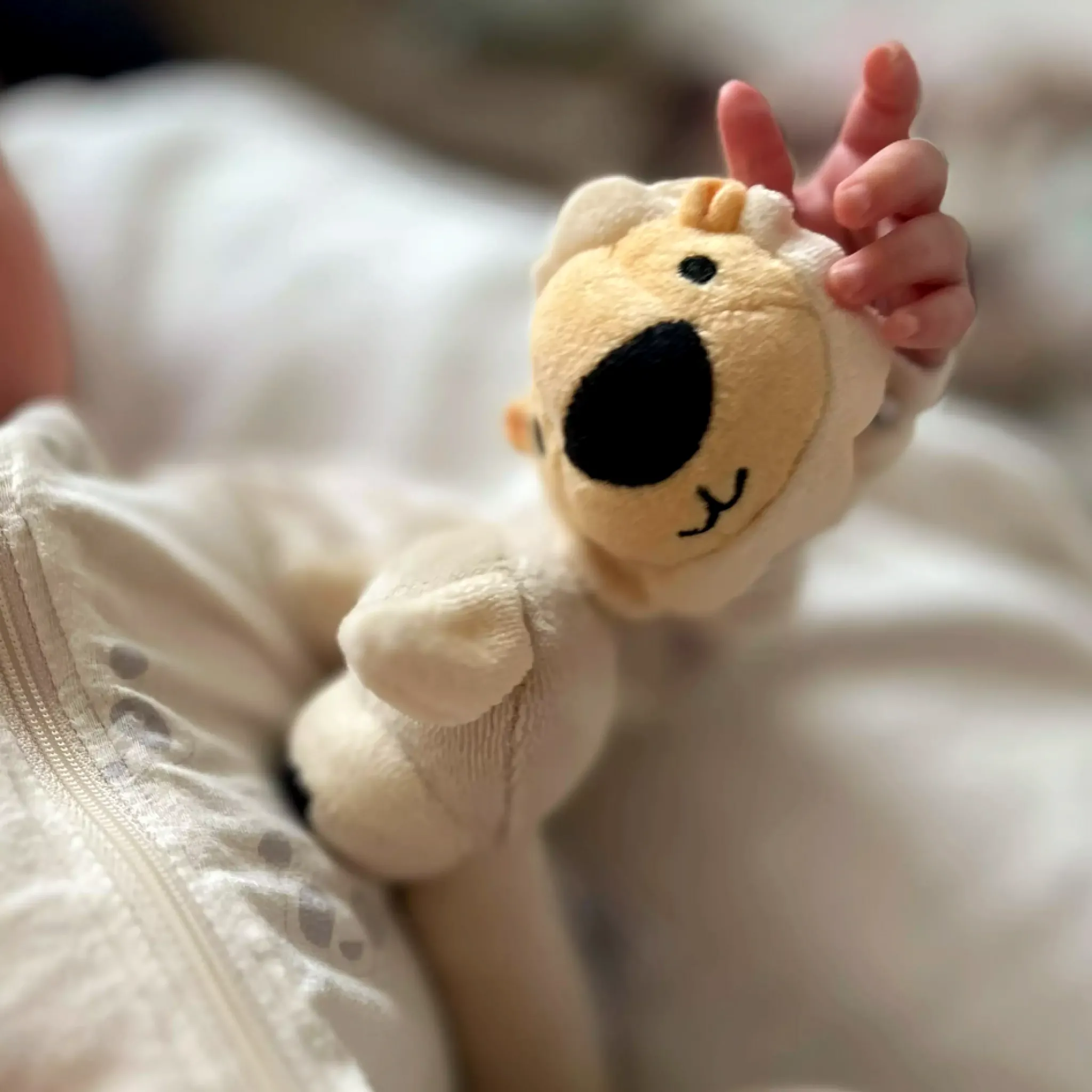 Geggamoja Mjukisdjur Och Doddi<Handledsskallra gul lejon