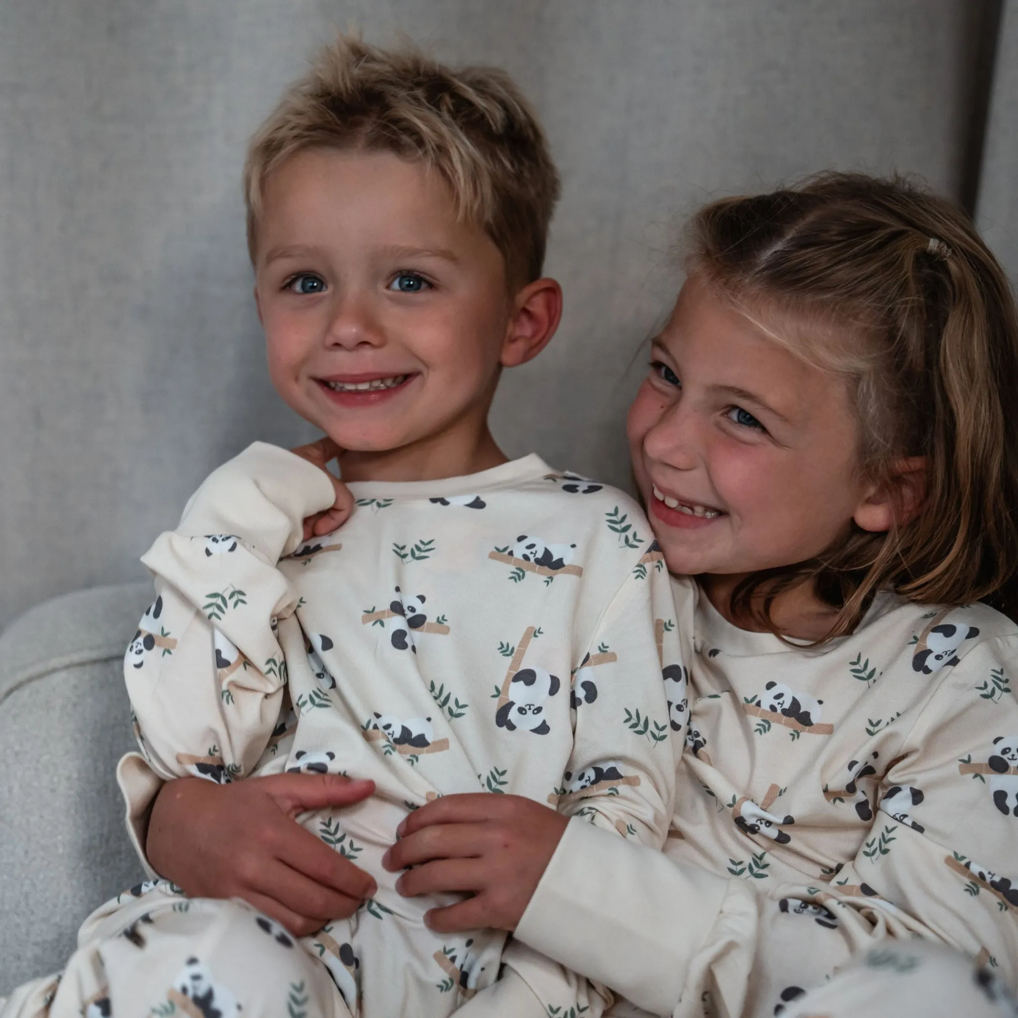 Barn Geggamoja Pyjamas Tvådelad|Bambukläder<Pyjamas tvådelad Bambu Panda Beige