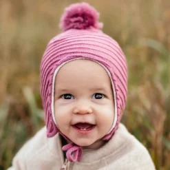 Barn Geggamoja Vintermössor|Hjälmössor<Stickad Hjälmmössa Rosa