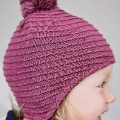 Barn Geggamoja Vintermössor|Hjälmössor<Stickad hjälmmössa Rose